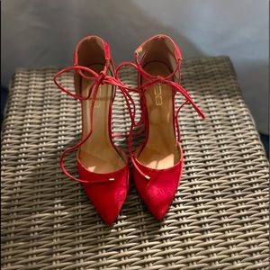 Beautiful Red heels. Size 8